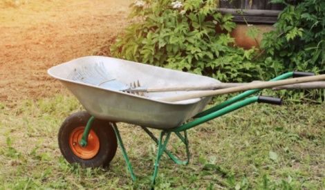 What Is A Good Size for A Wheelbarrow?
